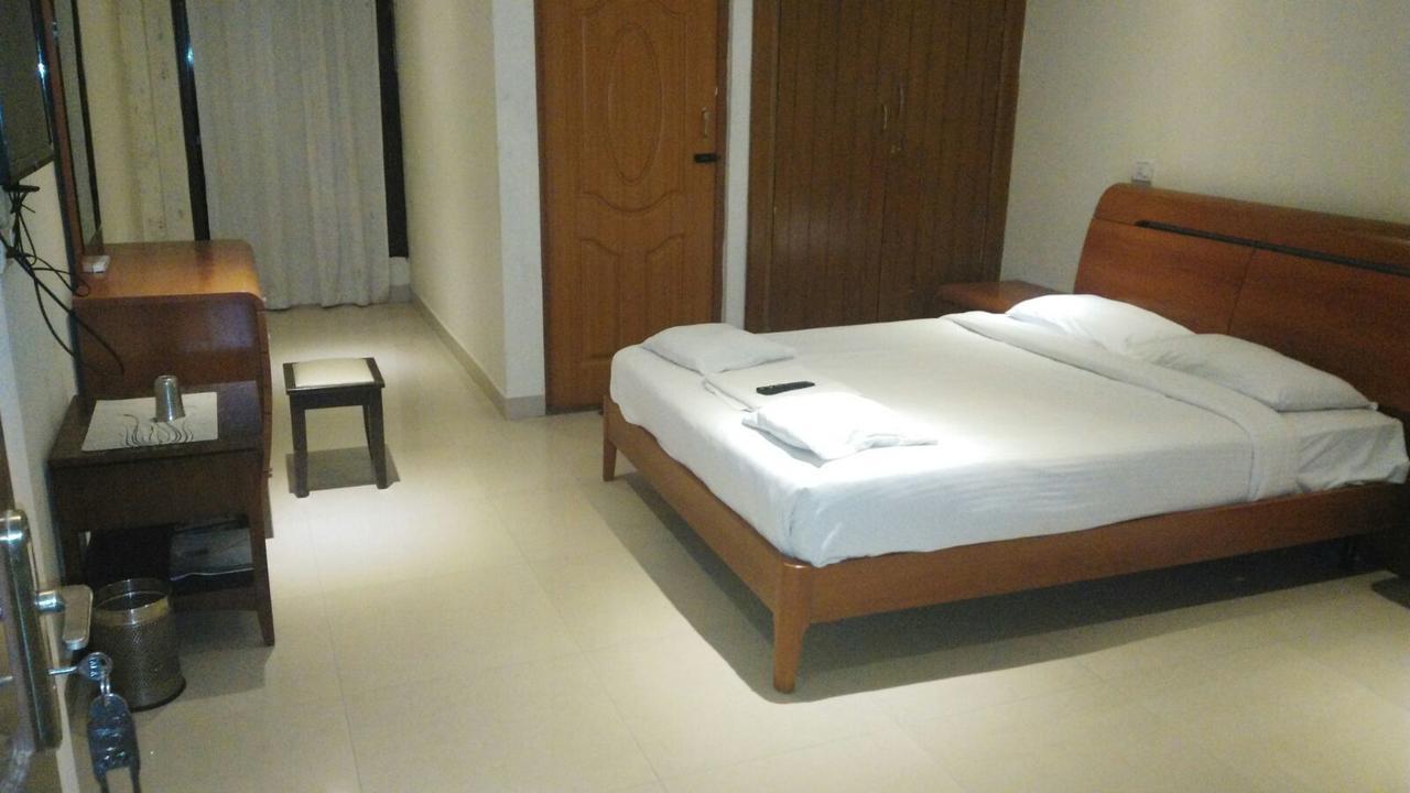 The Naagaa Residency Kanchipuram Extérieur photo